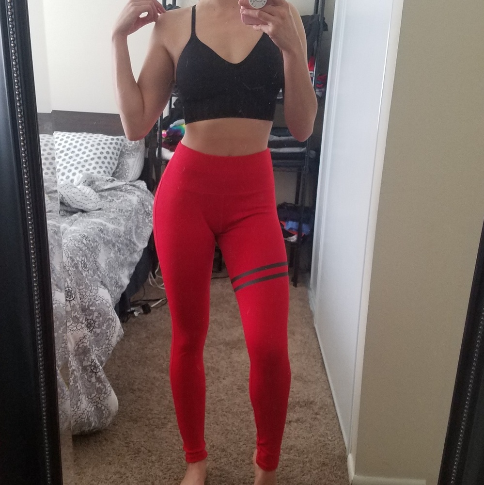 ❣SOLD❣Red Leggings